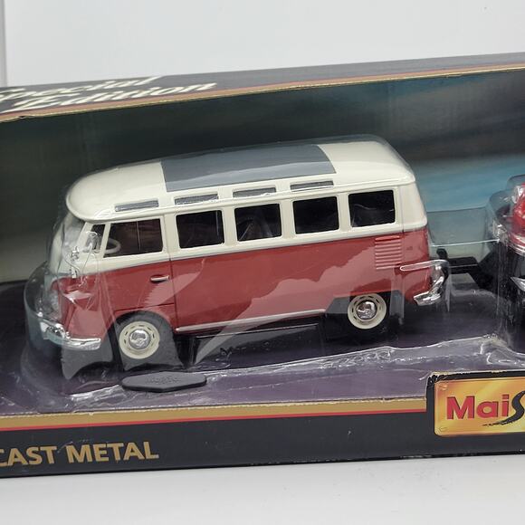 Maisto Road & Track Die Cast  Red Volkswagen Van Samba with VW Beetle New sealed - Picture 3 of 12